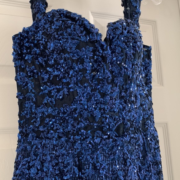 Brand New Ellie Wilde for Mon Cheri Evening Gown EW34012 Navy size 0 - Picture 4 of 10